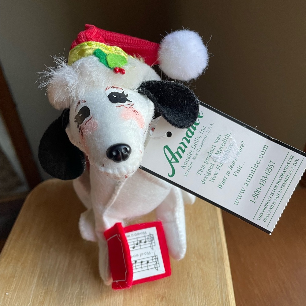 Anna Lee Corduroy Caroling Dog Christmas Plush 6"